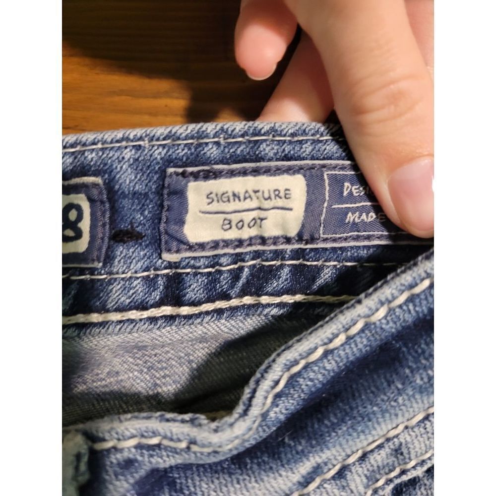 Miss Me Signature Boot Jeans - Picture 5 of 12